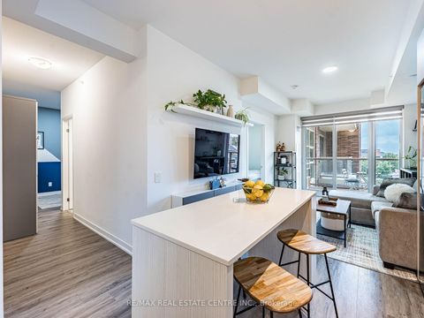 Photo 9 at 429 - 1787 St Clair Avenue W, Pellam Park, Toronto