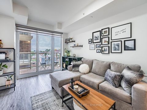 Photo 13 at 429 - 1787 St Clair Avenue W, Pellam Park, Toronto