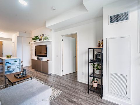 Photo 19 at 429 - 1787 St Clair Avenue W, Pellam Park, Toronto