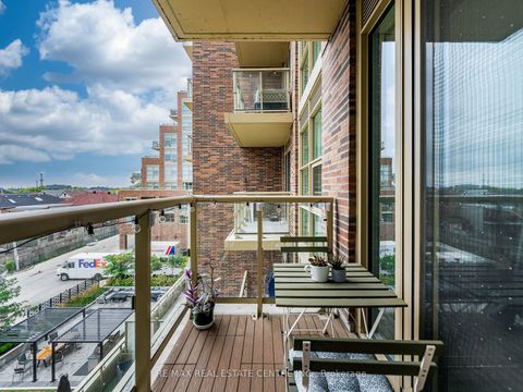 Photo 28 at 429 - 1787 St Clair Avenue W, Pellam Park, Toronto