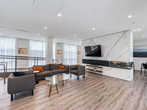 Photo 32 at 429 - 1787 St Clair Avenue W, Pellam Park, Toronto