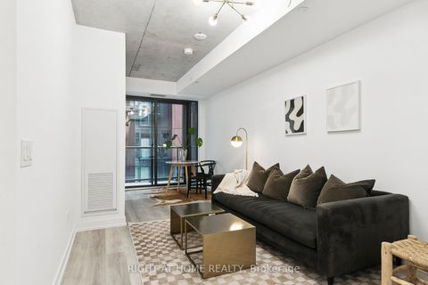 Photo 4 at 401 - 28 Eastern Avenue, Moss Park, Toronto Photo 4 at 401 - 28 Eastern Avenue, Moss Park, Toronto