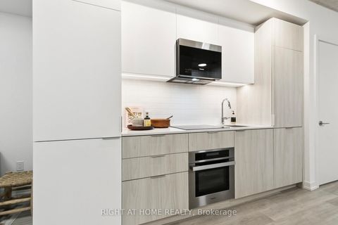 Photo 14 at 401 - 28 Eastern Avenue, Moss Park, Toronto