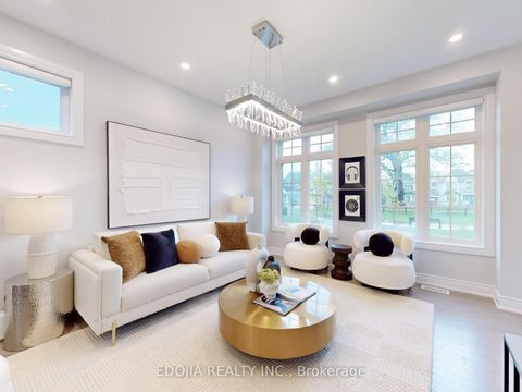 Photo 3 at 10 Pevensey Lane, Angus Glen, Markham