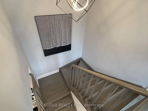 Photo 13 at 10 Pevensey Lane, Angus Glen, Markham