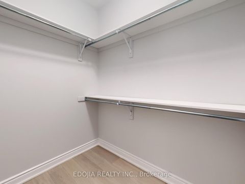 Photo 24 at 10 Pevensey Lane, Angus Glen, Markham