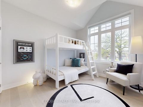 Photo 25 at 10 Pevensey Lane, Angus Glen, Markham