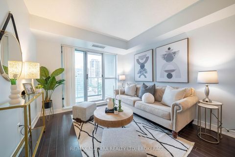 Photo 15 at 1116 - 31 Bales Avenue, Willowdale East, Toronto