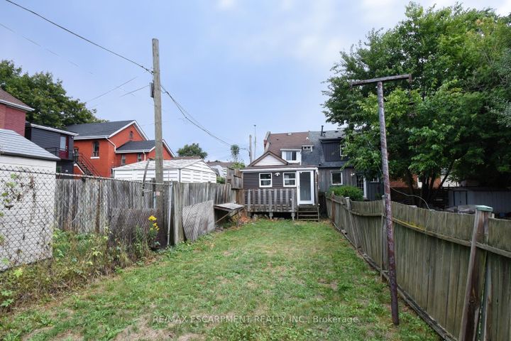 Photo 29 at 122 Evans Street, Landsdale, Hamilton