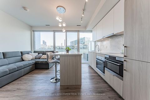 Photo 7 at 923 - 15 Queens Quay E, Waterfront Communities C8, Toronto
