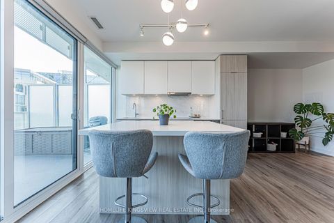 Photo 9 at 923 - 15 Queens Quay E, Waterfront Communities C8, Toronto