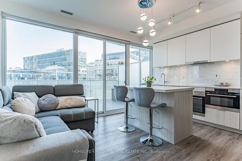 Photo 11 at 923 - 15 Queens Quay E, Waterfront Communities C8, Toronto
