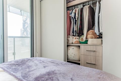 Photo 22 at 923 - 15 Queens Quay E, Waterfront Communities C8, Toronto