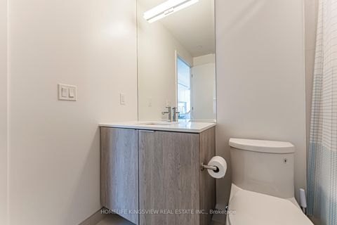 Photo 30 at 923 - 15 Queens Quay E, Waterfront Communities C8, Toronto