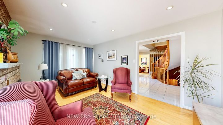 Photo 9 at 1380 Daniel Creek Road, East Credit, Mississauga