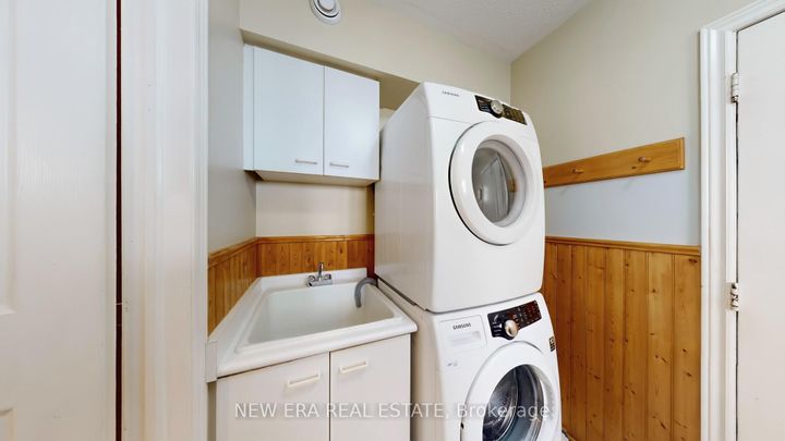 Photo 17 at 1380 Daniel Creek Road, East Credit, Mississauga