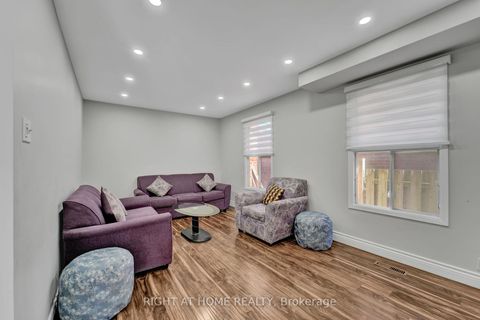 Photo 5 at 105 Hupfield Trail, Malvern, Toronto