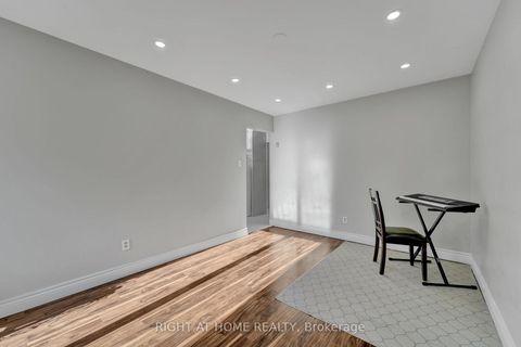Photo 10 at 105 Hupfield Trail, Malvern, Toronto