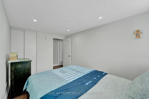 Photo 30 at 105 Hupfield Trail, Malvern, Toronto