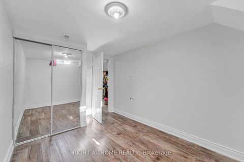 Photo 32 at 105 Hupfield Trail, Malvern, Toronto