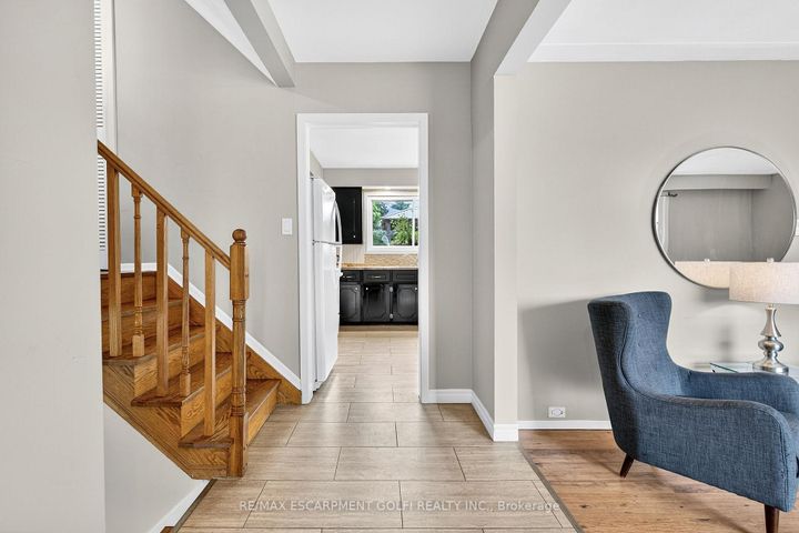 Photo 6 at 5 Westmoreland Road, Rural Flamborough, Hamilton