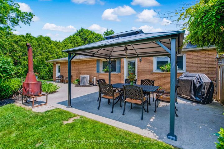 Photo 33 at 5 Westmoreland Road, Rural Flamborough, Hamilton