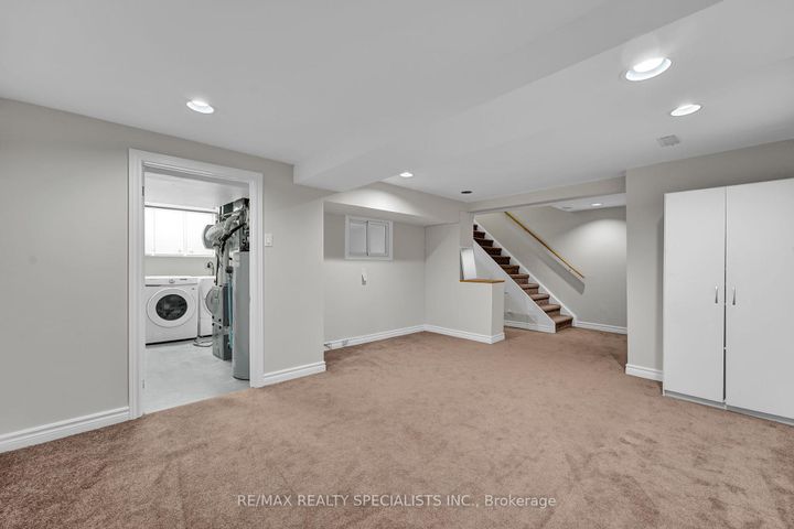 Photo 31 at 136 Clover Bloom Road, Wellington, Brampton