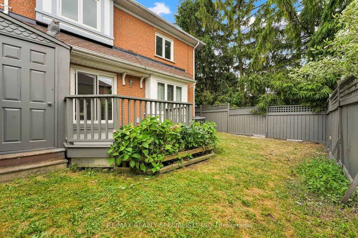 Photo 35 at 136 Clover Bloom Road, Wellington, Brampton