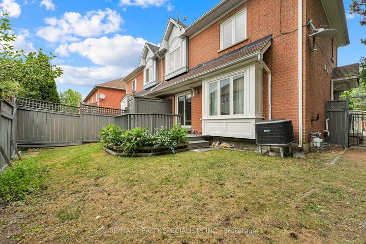 Photo 37 at 136 Clover Bloom Road, Wellington, Brampton