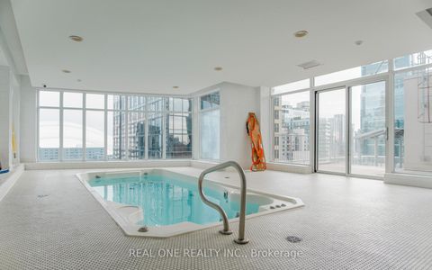 Photo 13 at 929 - 250 Wellington Street W, Waterfront Communities C1, Toronto