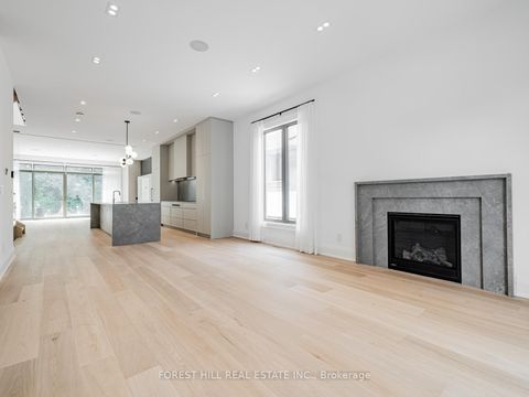 Photo 4 at 171 Elmwood Avenue, Willowdale East, Toronto