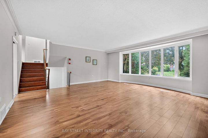 Photo 12 at 44 Bowerbank Drive, Newtonbrook East, Toronto