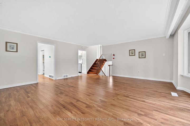 Photo 14 at 44 Bowerbank Drive, Newtonbrook East, Toronto