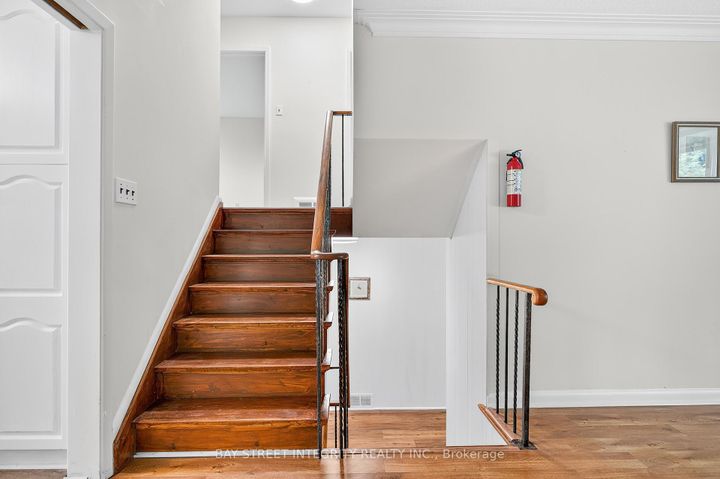 Photo 17 at 44 Bowerbank Drive, Newtonbrook East, Toronto