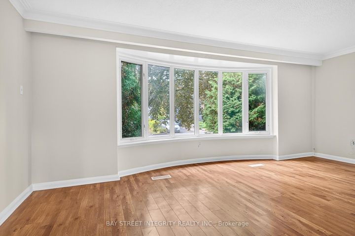 Photo 31 at 44 Bowerbank Drive, Newtonbrook East, Toronto