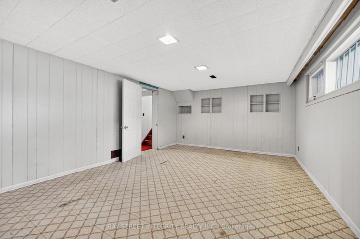 Photo 33 at 44 Bowerbank Drive, Newtonbrook East, Toronto