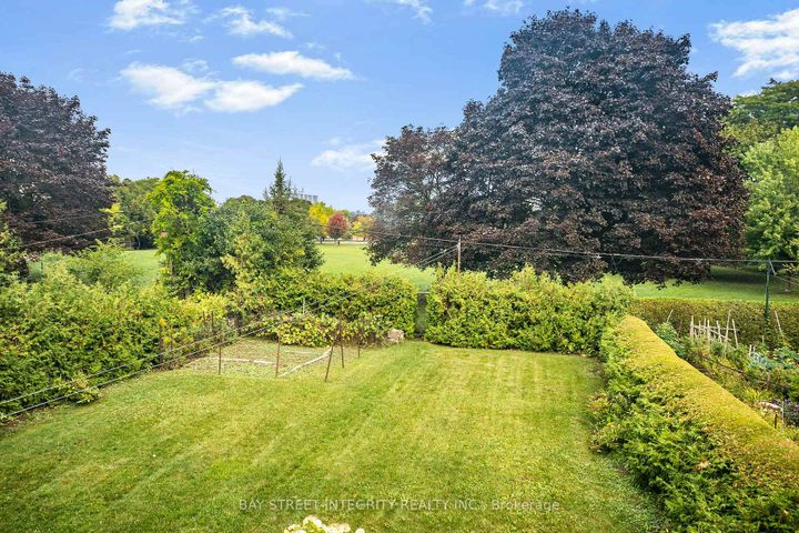 Photo 42 at 44 Bowerbank Drive, Newtonbrook East, Toronto