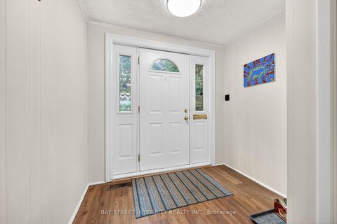 Photo 4 at 44 Bowerbank Drive, Newtonbrook East, Toronto Photo 4 at 44 Bowerbank Drive, Newtonbrook East, Toronto