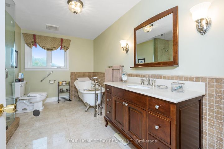 Photo 27 at 12609 Fifth Line, Rural Halton Hills, Halton Hills
