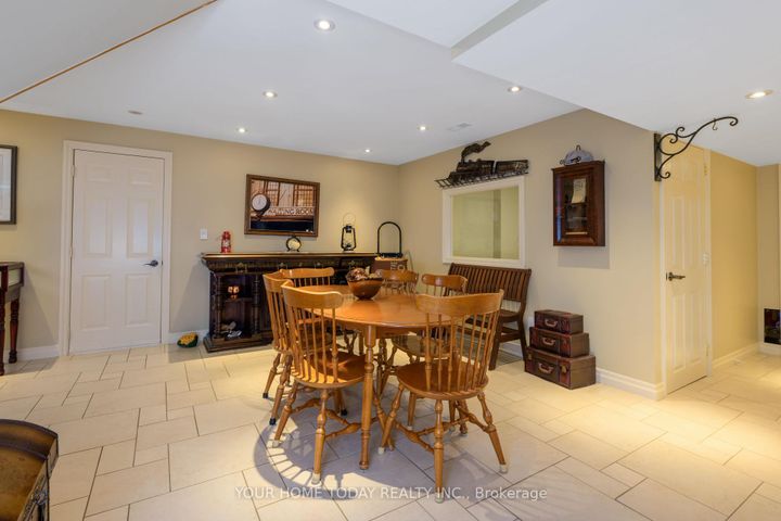 Photo 32 at 12609 Fifth Line, Rural Halton Hills, Halton Hills