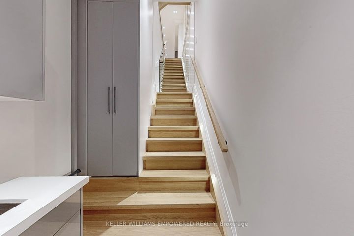 Photo 45 at 127 Joicey Boulevard, Nortown, Toronto