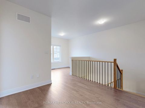 Photo 17 at 21 La Reine Avenue, Oak Ridges, Richmond Hill