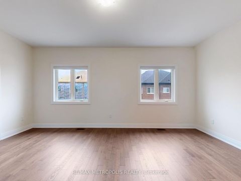 Photo 21 at 21 La Reine Avenue, Oak Ridges, Richmond Hill