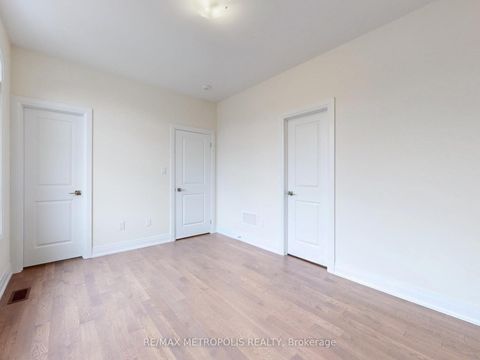 Photo 30 at 21 La Reine Avenue, Oak Ridges, Richmond Hill