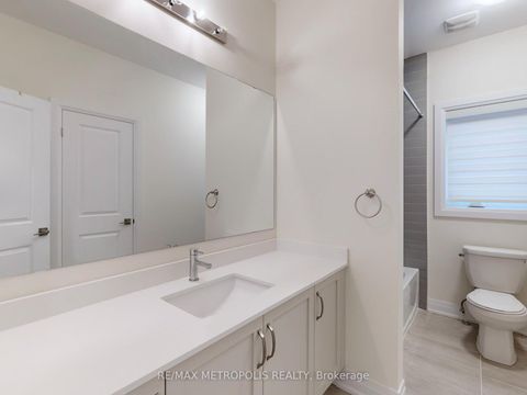 Photo 37 at 21 La Reine Avenue, Oak Ridges, Richmond Hill