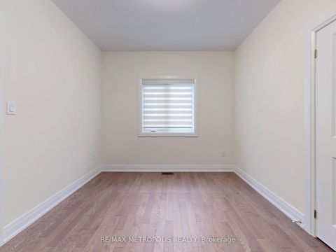 Photo 38 at 21 La Reine Avenue, Oak Ridges, Richmond Hill