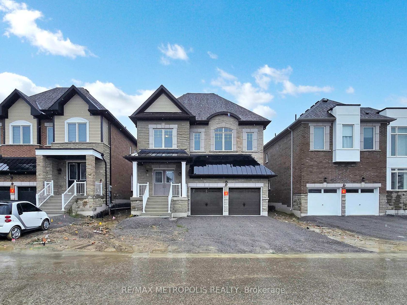 21 La Reine Avenue, Oak Ridges, Richmond Hill 