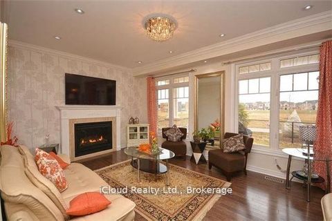 Photo 12 at 109 Kaitting Trail, GO Glenorchy, Oakville