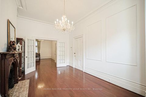 Photo 6 at 141 Gerrard Street E, Moss Park, Toronto