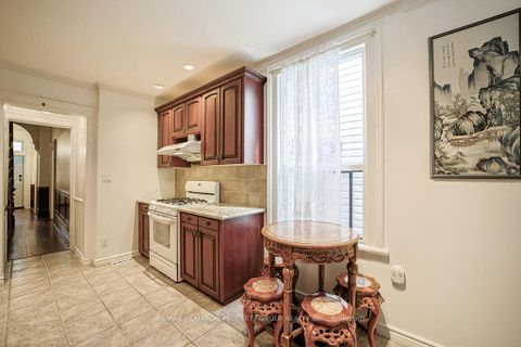 Photo 10 at 141 Gerrard Street E, Moss Park, Toronto
